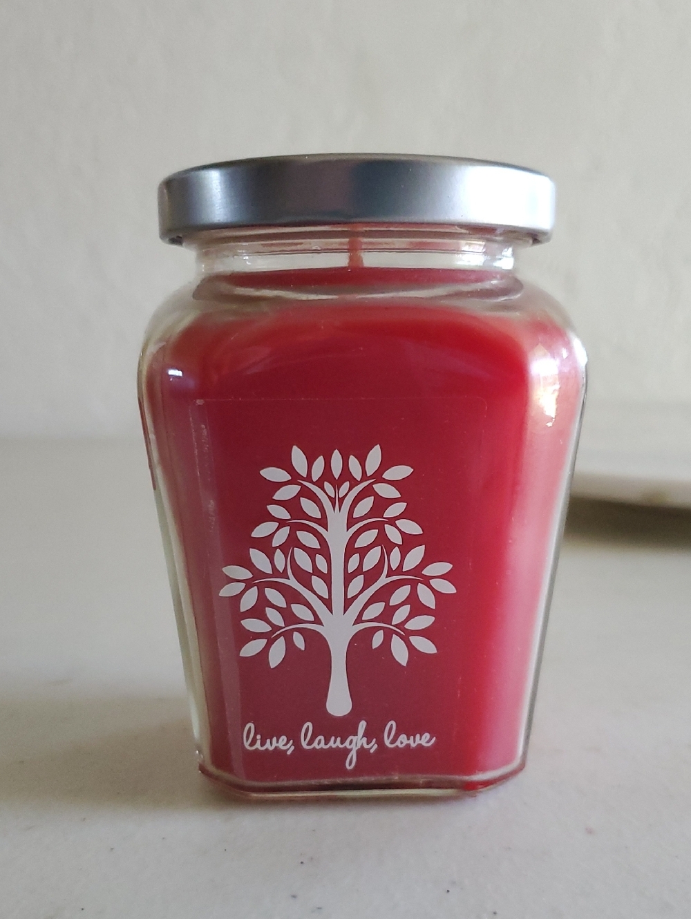 Holiday Cinnamon Snaps candle 7.5 oz New Approx burn time 48 hrs Home Interiors
